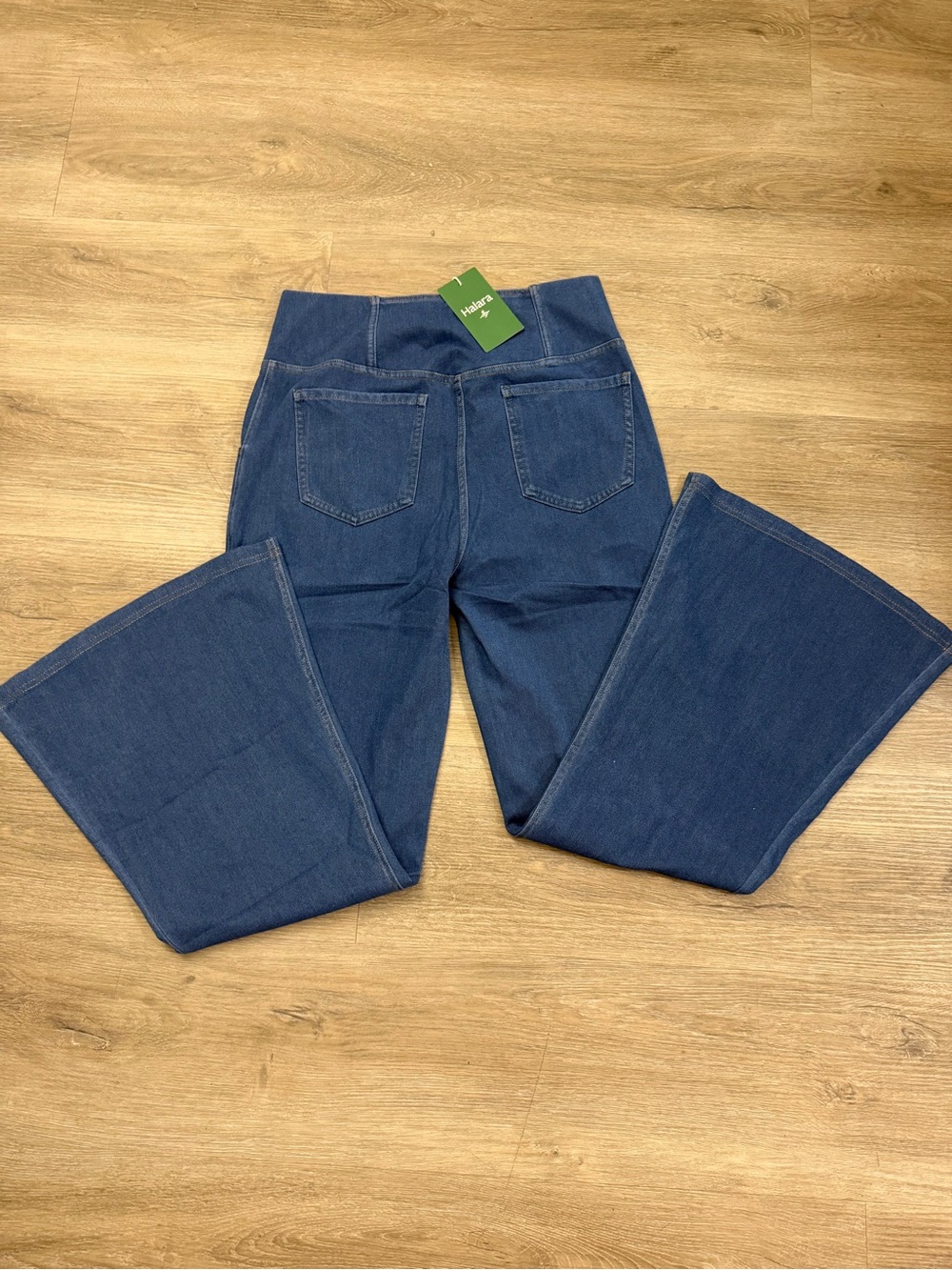 New Halara Crossover Flare Jeans Women’s M Blue High Waist Stretch Denim #2 - Picture 2 of 3